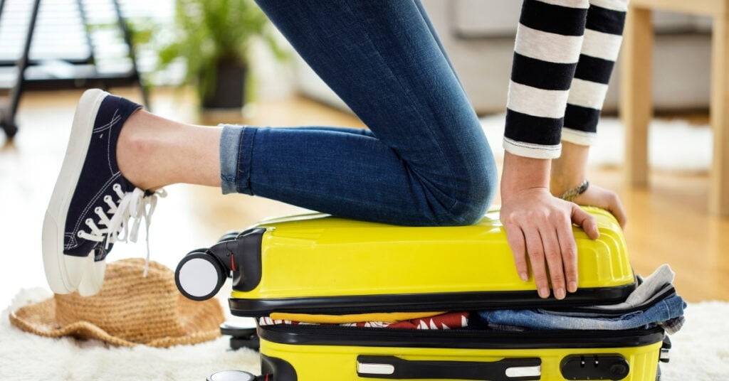 Jak wybrać walizkę podróżną?