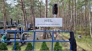 Muzeum Kolei Helskich i wąskotorówka w Helu